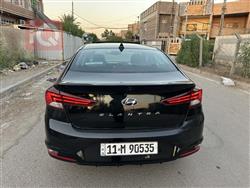 هیوندای ئەلەنترا